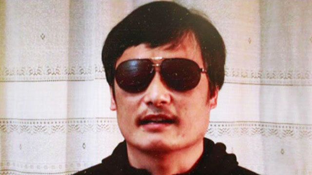 Blind Chinese activist escapes house arrest