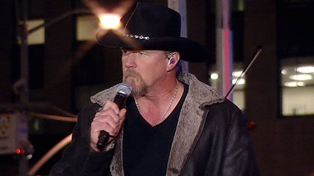 Trace Adkins opens up with “Songs & Stories”