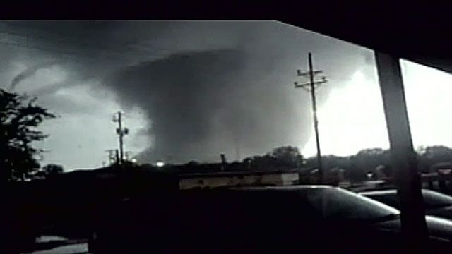 NASCAR driver helps town devastated by tornado