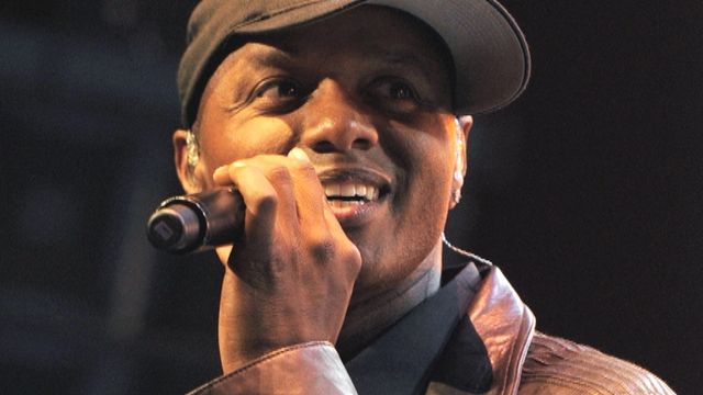 Javier Colon Performs at FNL