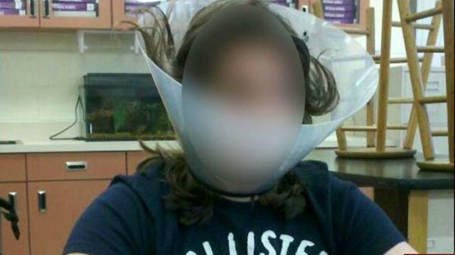 Teacher forces students to wear dog collar as punishment