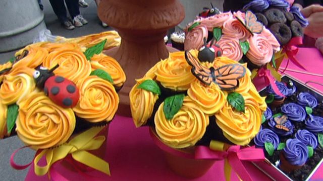 After the Show Show: 'DC Cupcakes'