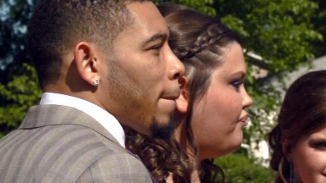 NFL player invited to high school prom