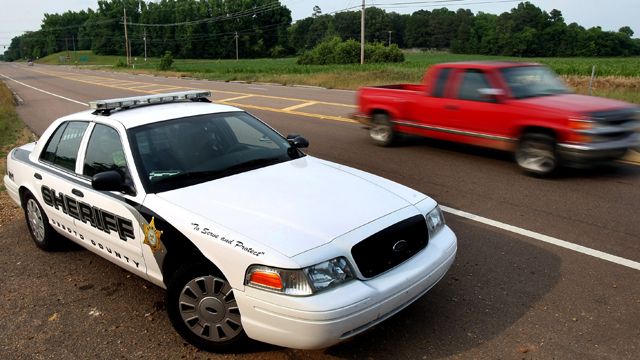 Cop impersonator could be behind pair of highway murders