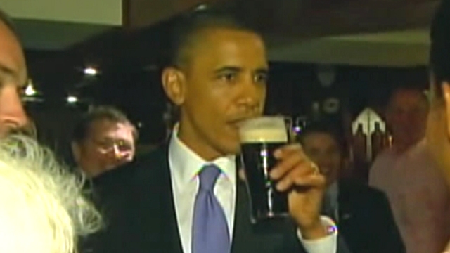 Obama Enjoys a Pint in Ireland