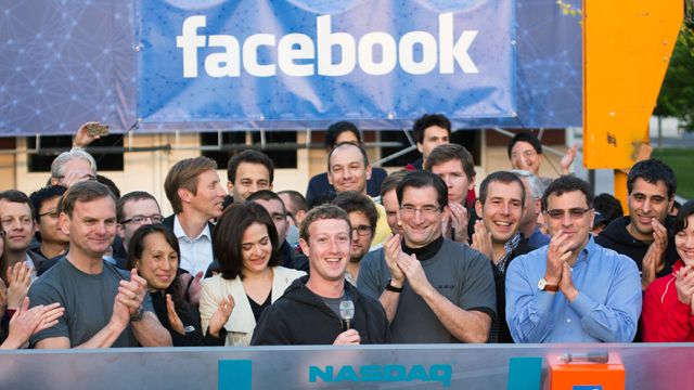 Facebook IPO dream becoming a nightmare?
