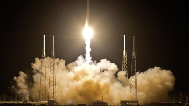 SpaceX capsule reaches the International Space Station