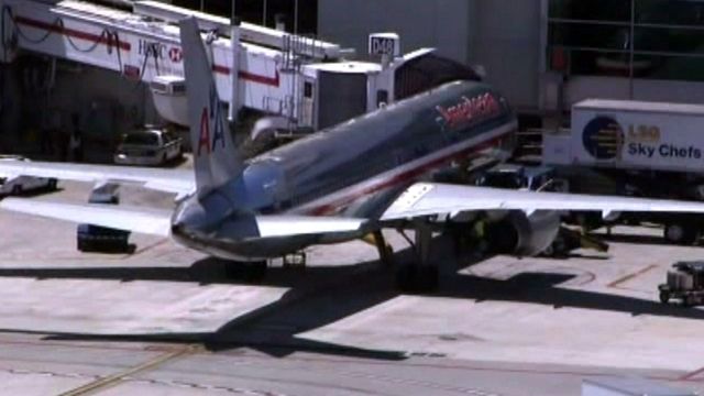 Unruly passenger rushes cockpit after plane lands