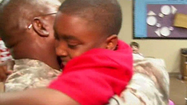 Soldier Dad Surprises Son at School
