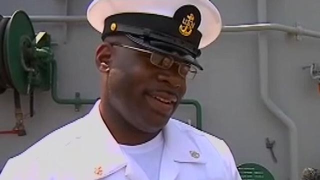 Navy Chief Petty Officer Cooks for 3000 Daily