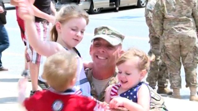 Big welcome home for members of Ohio Army National Guard