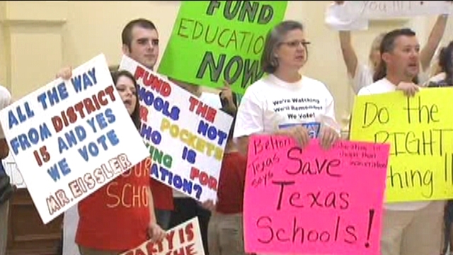 Texans Rally Against Education Cuts
