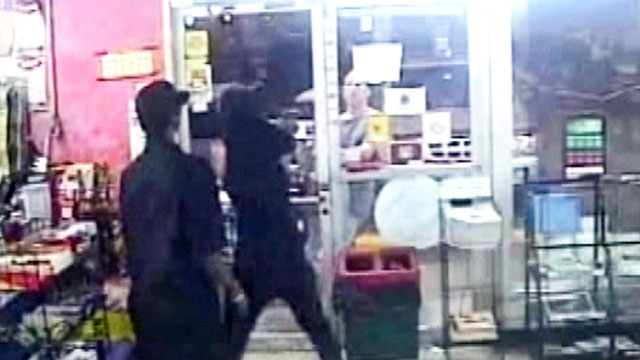 Bystander Tries to Prevent Armed Robbery