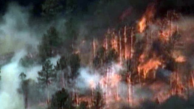 Wild fires burn in Colorado and New Mexico