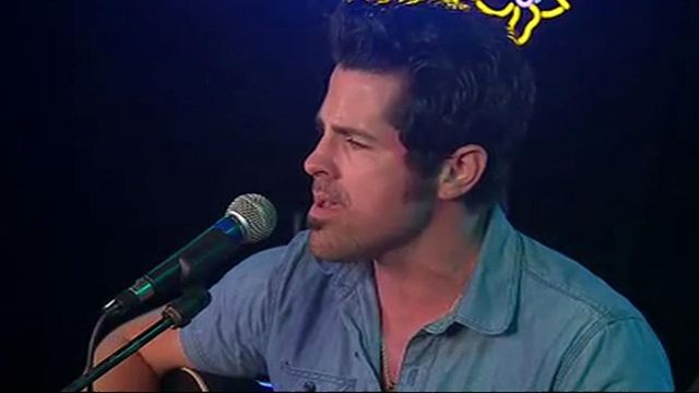 JT Hodges performs 'Goodbyes made you mine'