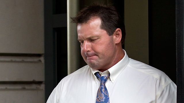 Keeping Score: Jury's out on Roger Clemens