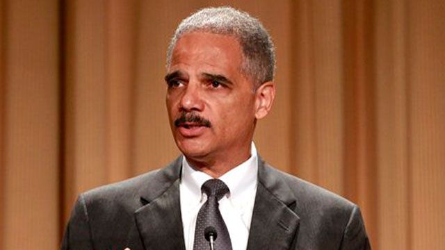 Holder willing to 'compromise' on withheld gunrunning docs