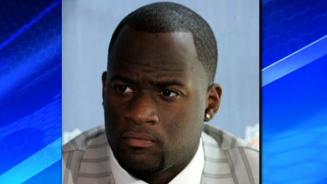 Vince Young in Strip Club Brawl
