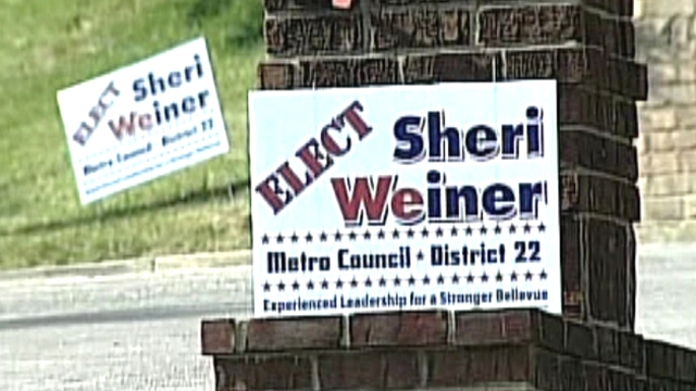Yanked Weiner Signs in Tennessee