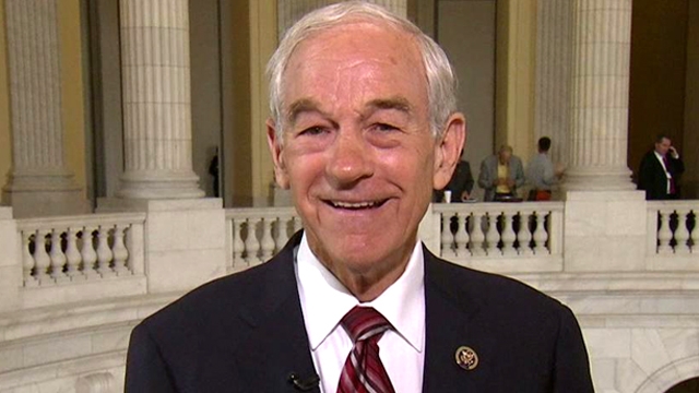 Ron Paul Wants Government Out of Citizens' Lives