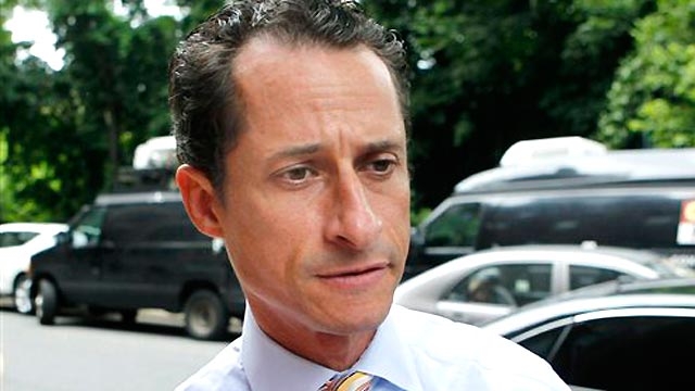 Anthony Weiner Fesses Up