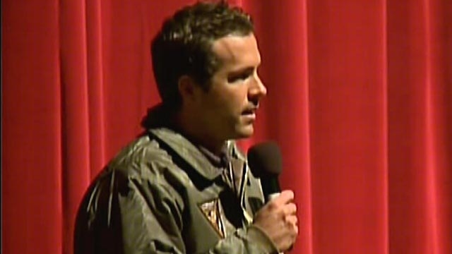 Hollywood Nation: Ryan Reynolds Honors Military Dads