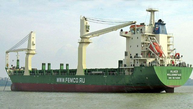 Report: UK insurer stops coverage on Russian ship to Syria