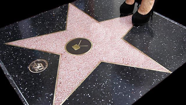 Hollywood Nation: Walk of Fame Welcomes New Celebs