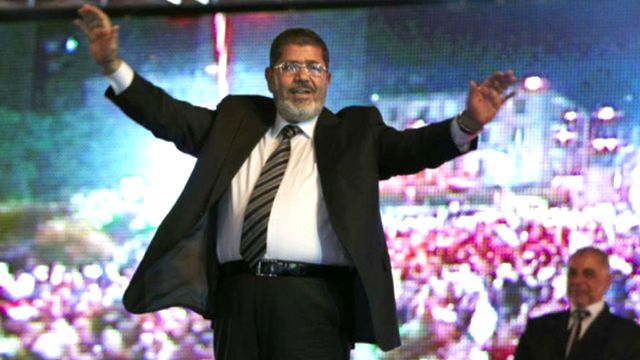 Muslim Brotherhood demands military hand over power