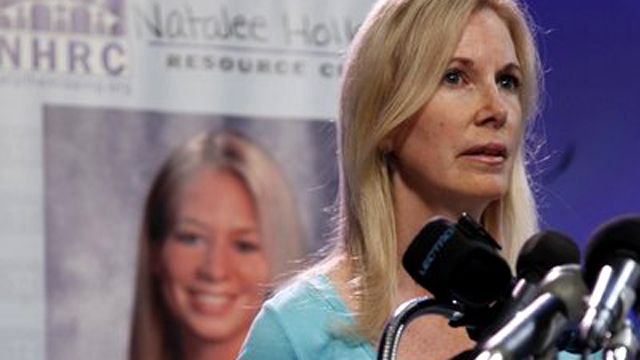 Natalee Holloway's mother sues National Enquirer