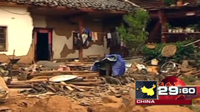 Around the World: Earthquake rocks China