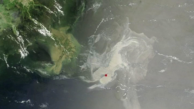 Time-Lapse Video of Gulf Oil Spill 