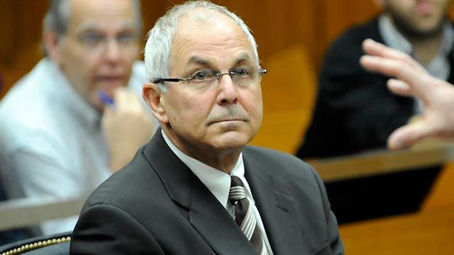 Peter Madoff pleads guilty in massive Ponzi scheme