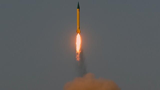 Iran test-fires missiles capable of hitting Israel
