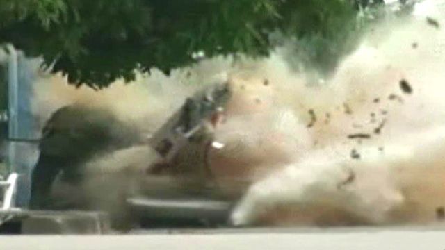Around the World: Car Bomb Accidentally Defused
