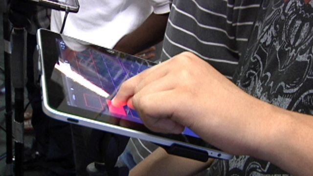 Autistic students perform iPad band concert in New York 