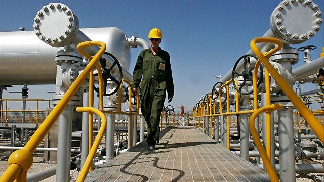 Impact of oil embargo on Iran's economy