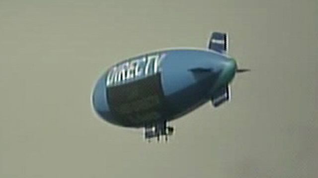 Raw Video: Blimps Race in New York City