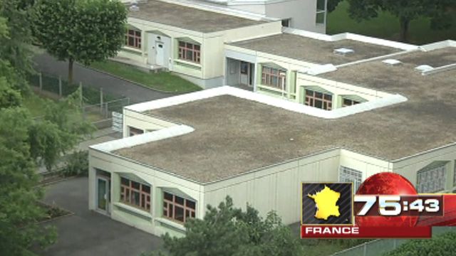 Around the World: Man takes hostages at school near Paris