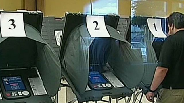 Texas defends voter ID law in federal court