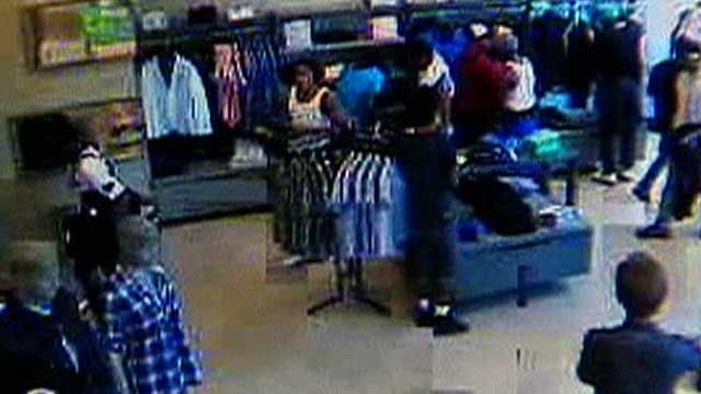 Flash Mobs Looting Stores in D.C. Area
