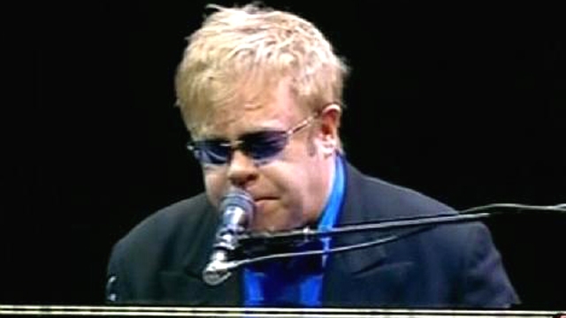 Elton John Slams Arizona Boycotters