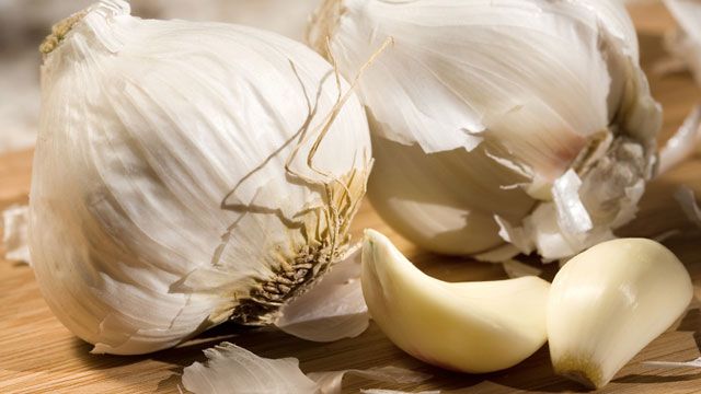 Garlic: Powerful Medicine 