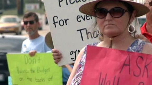 Small Group Protests Outside Boehner’s Office