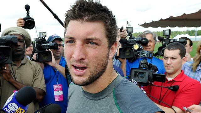 Keeping Score: Media's obsession with Tim Tebow