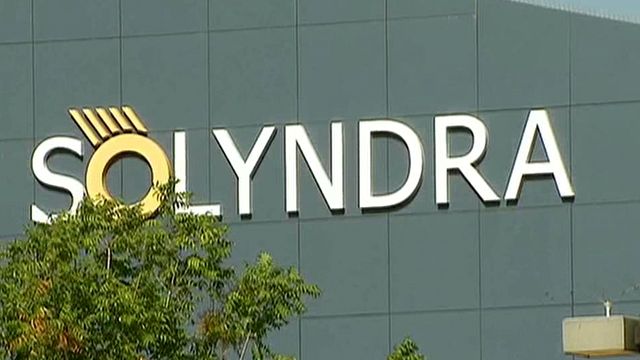 White House analysts feared risks in revamped Solyndra loan
