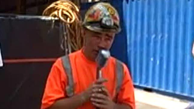 Construction Worker Sings for Noise-Weary Residents