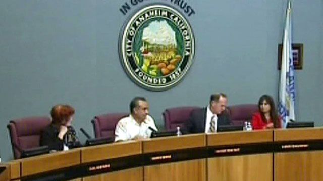 Anaheim holds special meeting to consider election changes