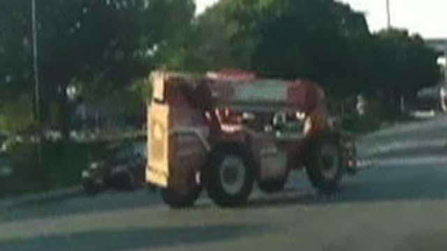 Cops Chase Man Driving Forklift in TX
