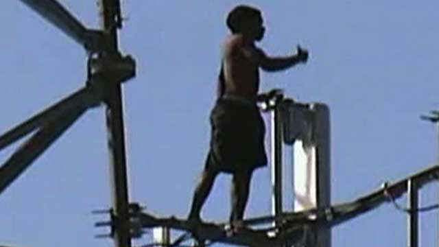 Tulsa Man in Standoff on Radio Tower
